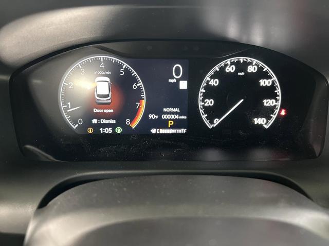 Photo of 2026 Platinum White Pearl Honda HR-V