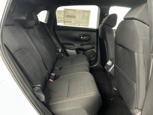 Photo of 2026 Platinum White Pearl Honda HR-V