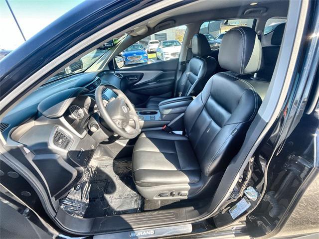 Photo of 2023 Super Black Nissan Murano