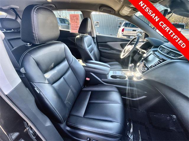 Photo of 2023 Super Black Nissan Murano