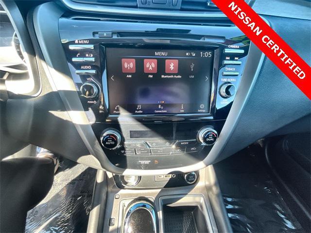 Photo of 2023 Super Black Nissan Murano