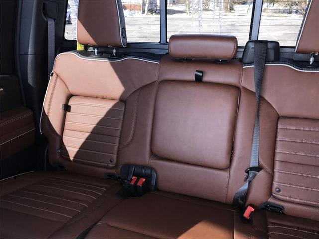 Photo of 2024 Onyx Black GMC Sierra 2500