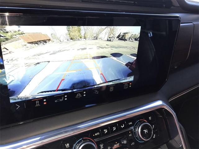 Photo of 2024 Onyx Black GMC Sierra 2500