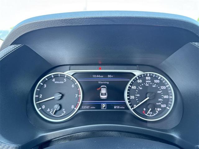 Photo of 2024 Gun Metallic Nissan Sentra