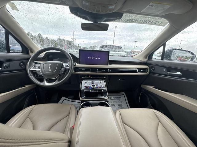 Photo of 2022 Flight Blue Metallic Clearcoat Lincoln Nautilus