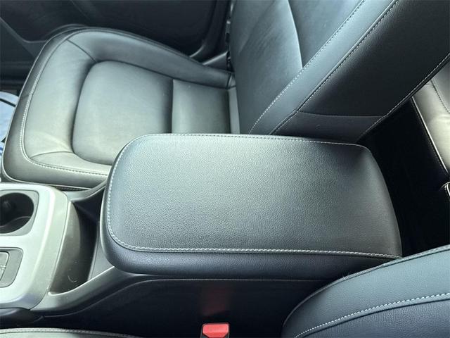Photo of 2022 Bright Blue Metallic Chevrolet Colorado