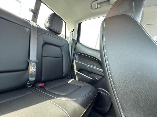 Photo of 2022 Bright Blue Metallic Chevrolet Colorado