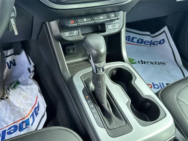Photo of 2022 Bright Blue Metallic Chevrolet Colorado