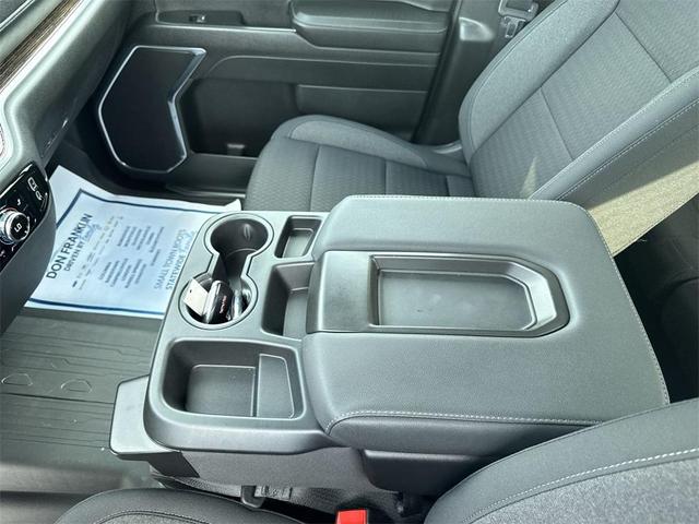 Photo of 2024 Onyx Black GMC Sierra 1500