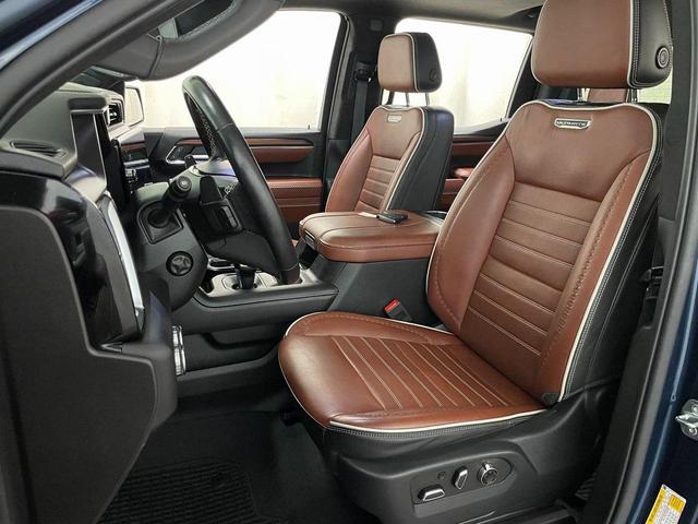 Photo of 2023 Pacific Blue Metallic GMC Sierra 1500