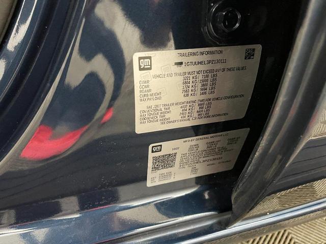 Photo of 2023 Pacific Blue Metallic GMC Sierra 1500