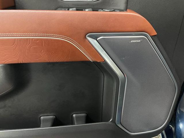 Photo of 2023 Pacific Blue Metallic GMC Sierra 1500