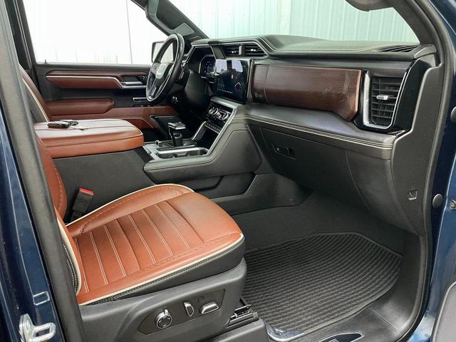 Photo of 2023 Pacific Blue Metallic GMC Sierra 1500