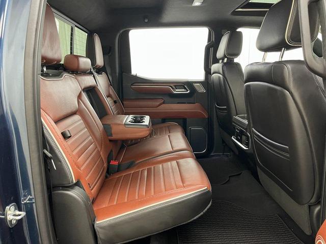 Photo of 2023 Pacific Blue Metallic GMC Sierra 1500