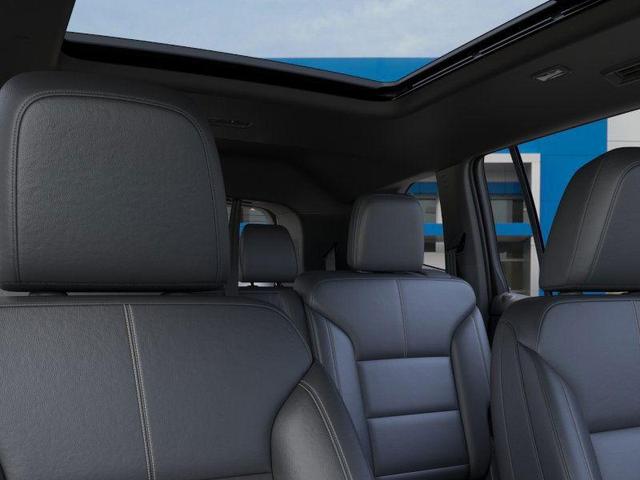 Photo of 2026 Summit White GMC Acadia