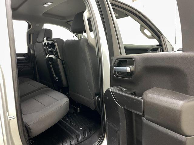 Photo of 2021 Silver Ice Metallic Chevrolet Silverado 3500