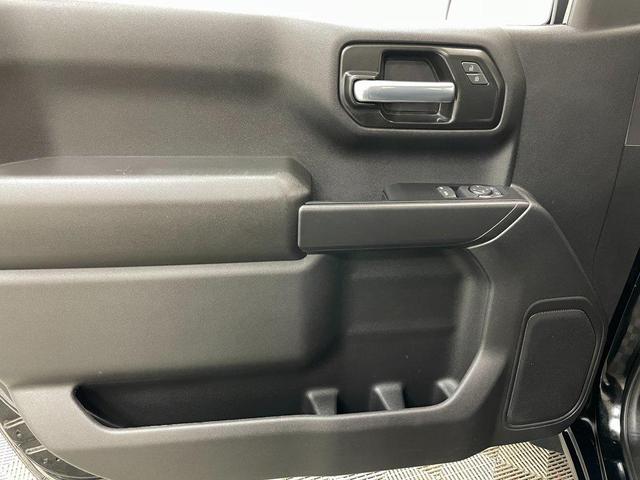 Photo of 2025 Black Chevrolet Silverado 1500