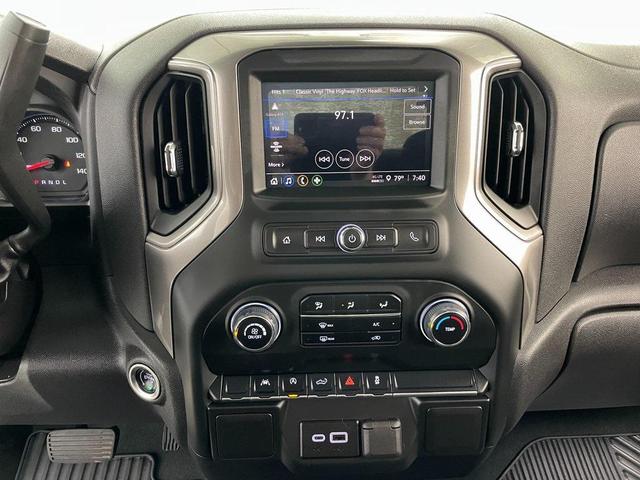 Photo of 2025 Black Chevrolet Silverado 1500