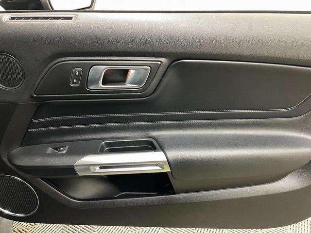 Photo of 2022 Dark Matter Gray Metallic Ford Mustang