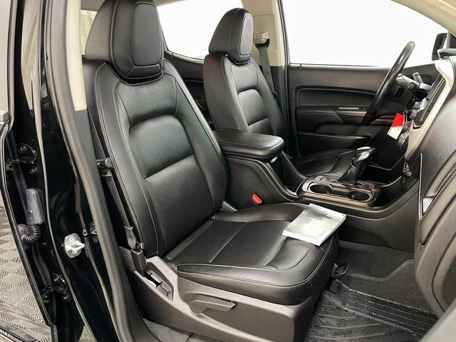 Photo of 2022 Onyx Black GMC Canyon