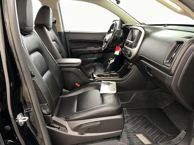 Photo of 2022 Onyx Black GMC Canyon