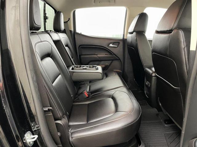 Photo of 2022 Onyx Black GMC Canyon