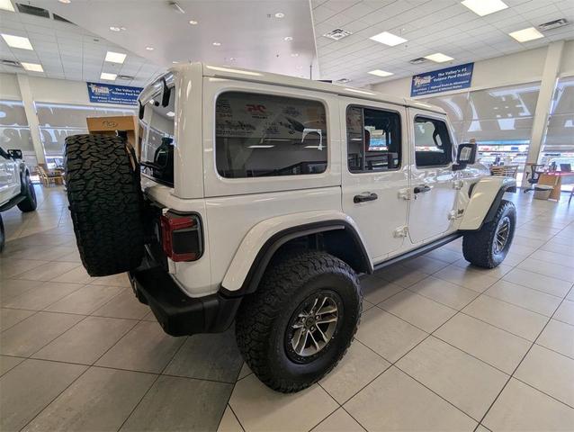 Photo of 2024 Bright White Jeep Wrangler