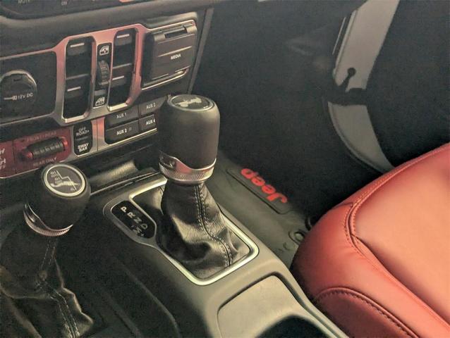 Photo of 2024 Bright White Jeep Wrangler