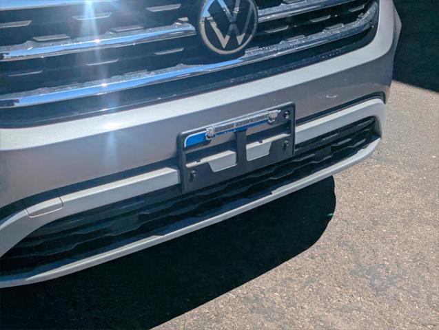 Photo of 2022 Pyrite Silver Volkswagen Atlas