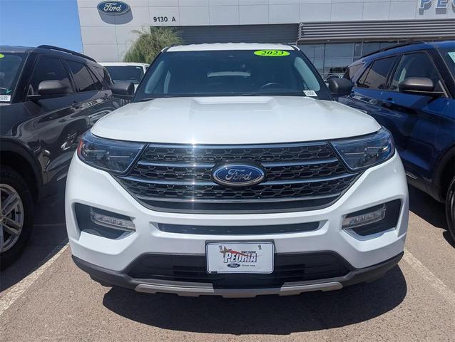 Photo of 2023 Oxford White Ford Explorer