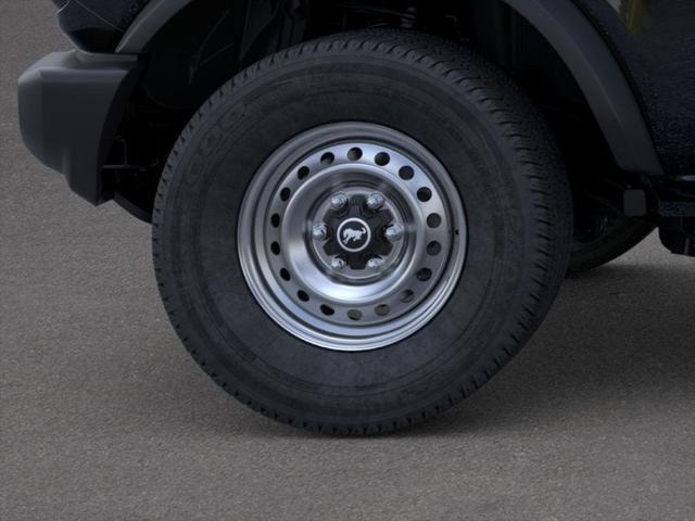 Photo of 2025 Shadow Black Ford Bronco