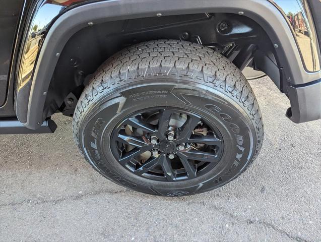 Photo of 2023 Black Clearcoat Jeep Wrangler