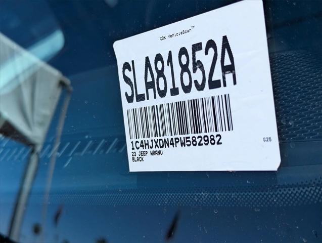Photo of 2023 Black Clearcoat Jeep Wrangler