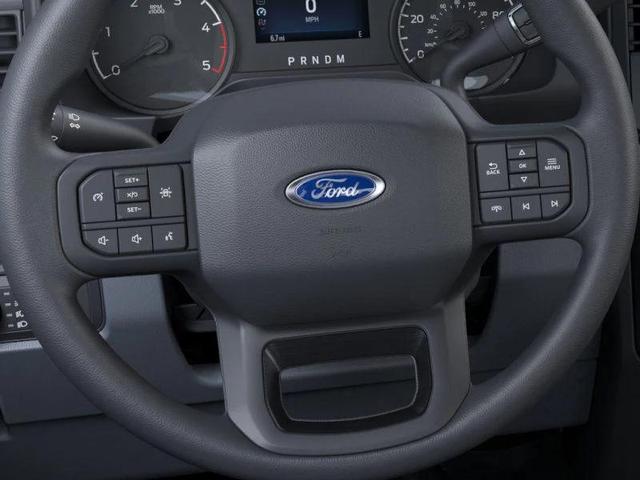 Photo of 2025 Oxford White Ford F-450