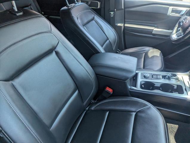 Photo of 2023 Carbonized Gray Ford Explorer