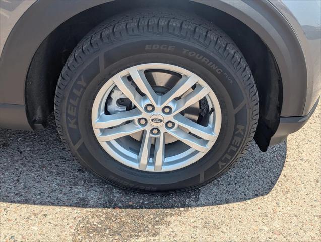 Photo of 2023 Carbonized Gray Ford Explorer