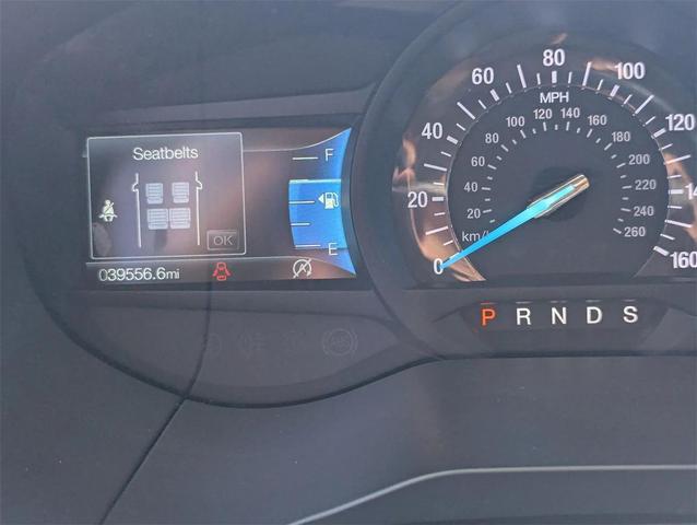 Photo of 2024 Oxford White Ford Edge