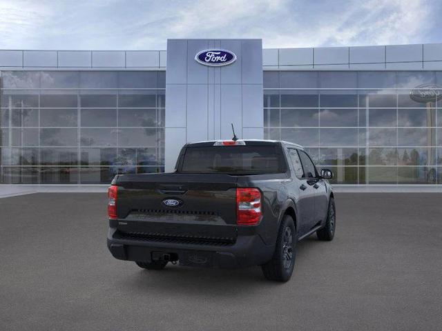 Photo of 2025 Shadow Black Ford Maverick