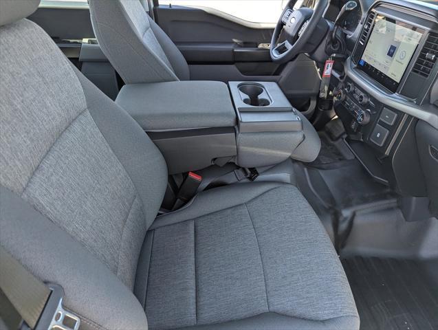 Photo of 2025 Oxford White Ford F-150