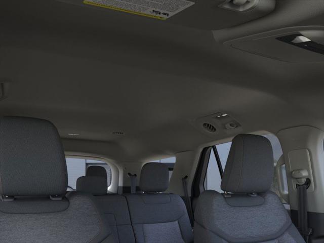 Photo of 2025 Oxford White Ford Explorer