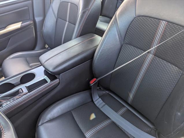 Photo of 2024 Glacier White Nissan Altima