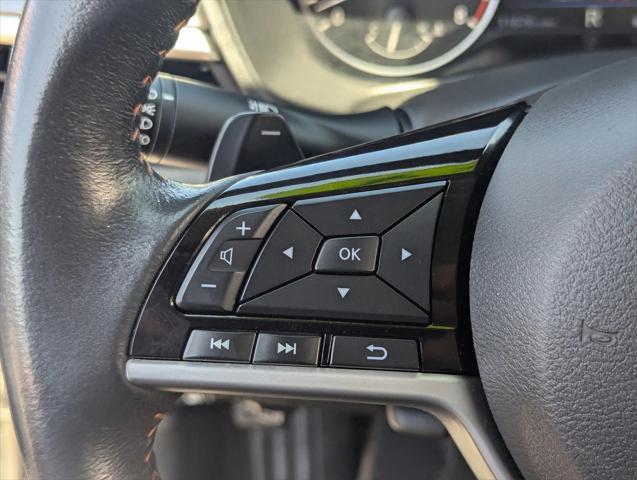 Photo of 2024 Glacier White Nissan Altima