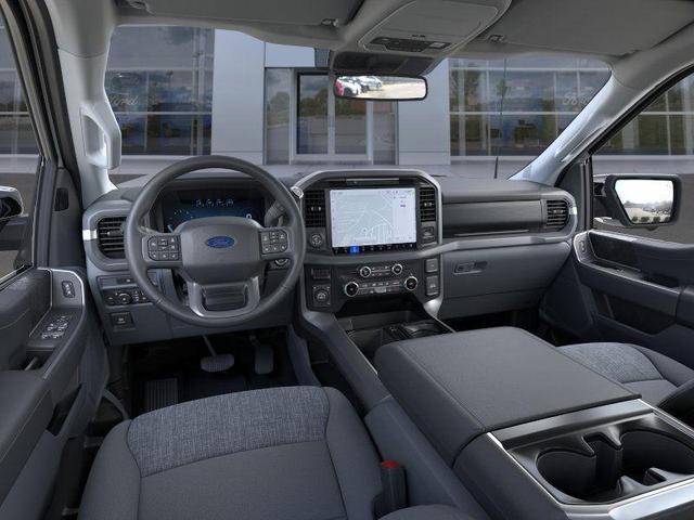 Photo of 2025 Oxford White Ford F-150