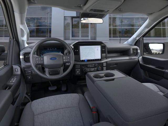 Photo of 2025 Oxford White Ford F-150