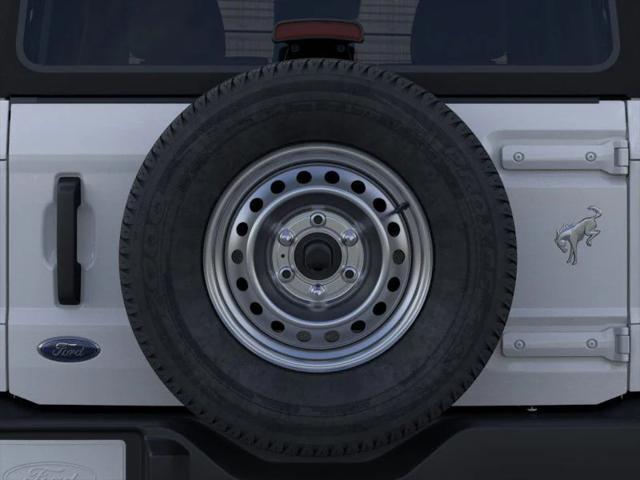 Photo of 2025 Oxford White Ford Bronco