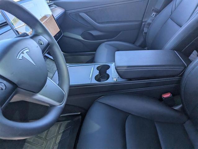 Photo of 2021 Pearl White Multi-Coat Tesla Model 3