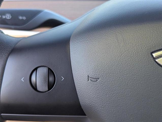 Photo of 2021 Pearl White Multi-Coat Tesla Model 3