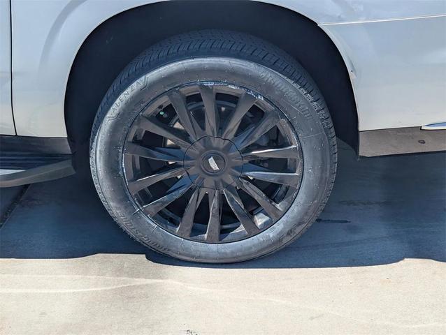 Photo of 2022 Crystal White Tricoat Cadillac Escalade ESV