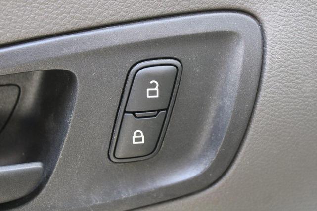 Photo of 2020 Oxford White Ford Transit-250