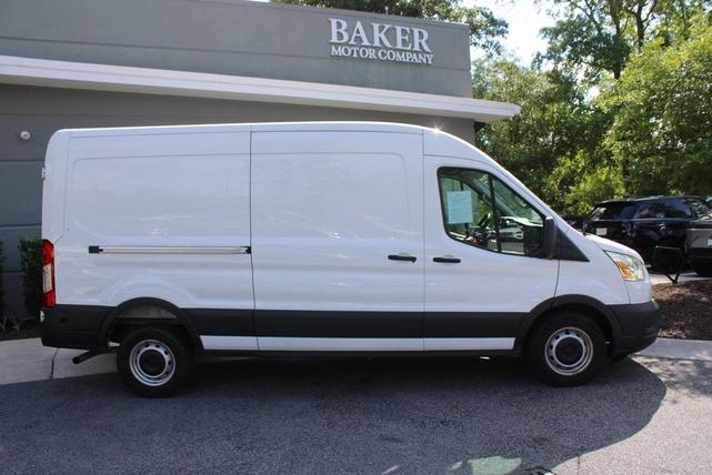 Photo of 2020 Oxford White Ford Transit-250